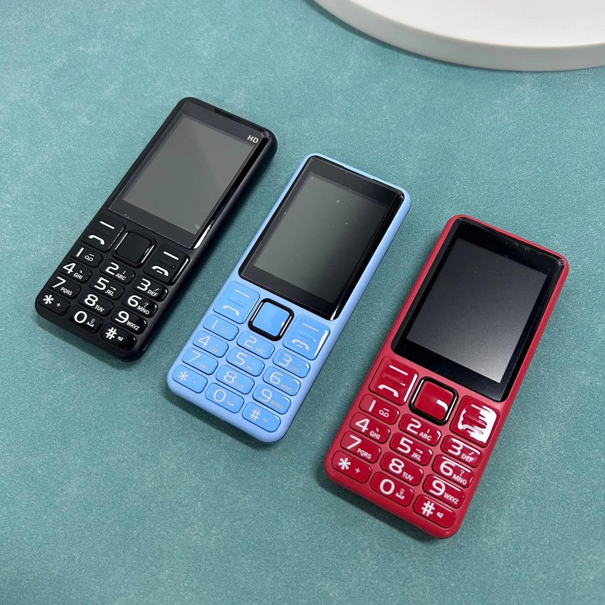 I79 (H6) 4G Elderly Mini Cellphone 2.4Inches TFT Screen 32MB RAM No Camera Torch Dual SIM English Keyboard Mobile Phone