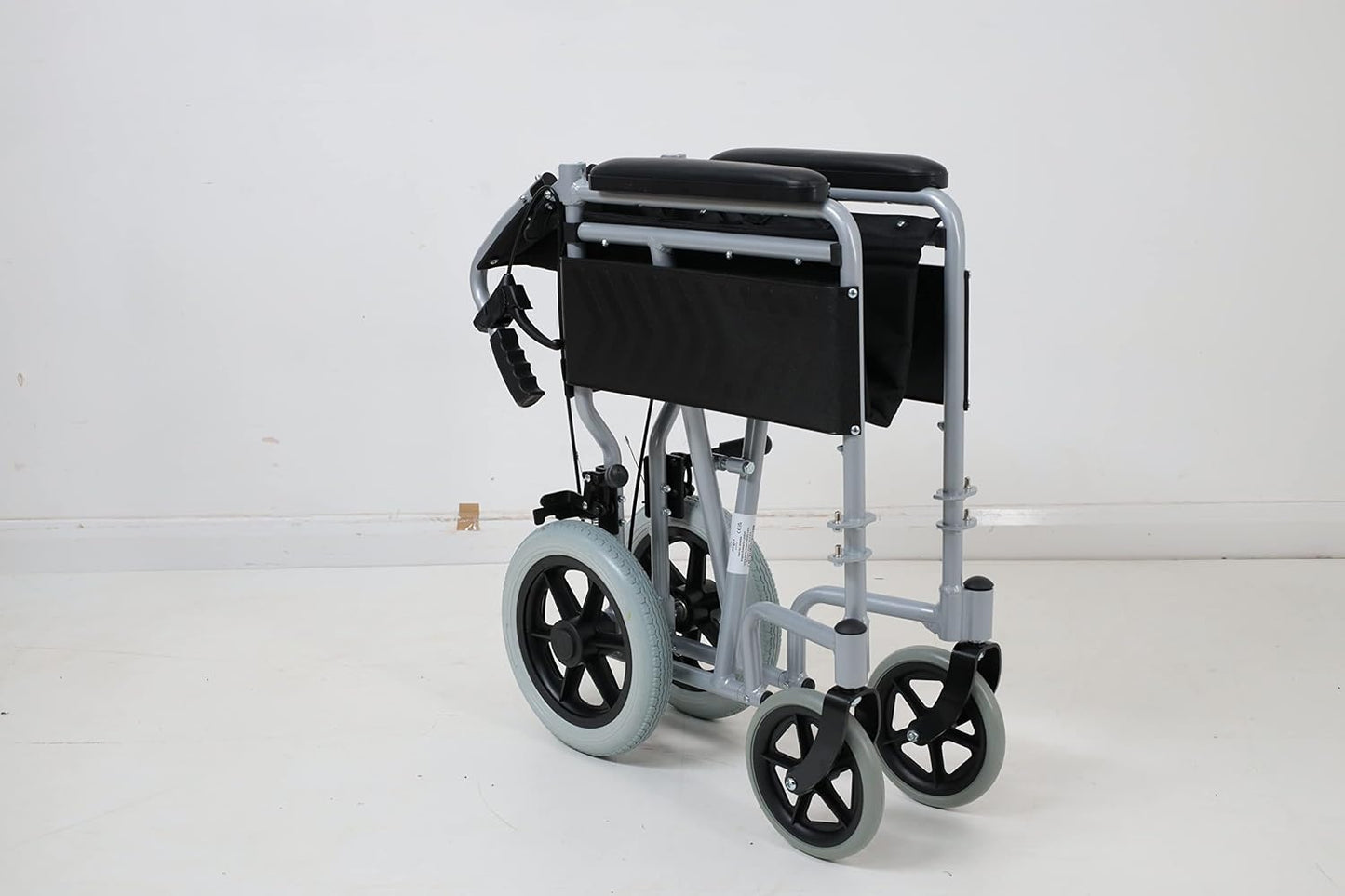 AMW004  Lightweight Aluminum Folding Transit Travel Wheelchair Net Carry Weight Only 11Kg