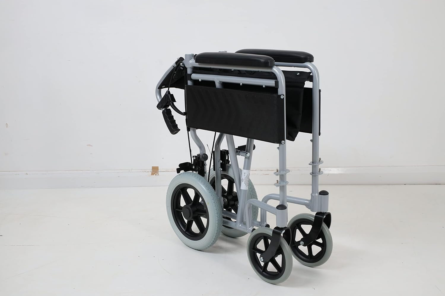 AMW004  Lightweight Aluminum Folding Transit Travel Wheelchair Net Carry Weight Only 11Kg